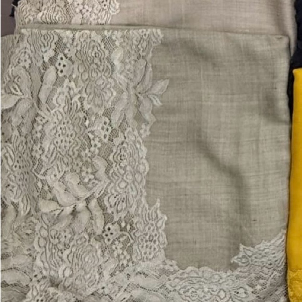 Elegant Lace Trimmed Scarf
